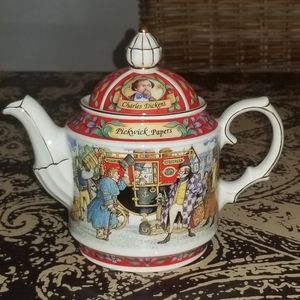 Sadler Pickwick Papers Charles Dickens teapot